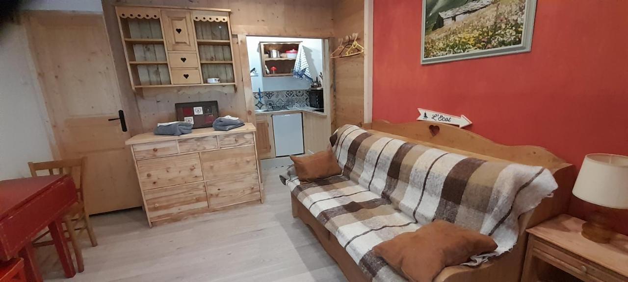 La Cazetta Apartment บอนเนวัล-ซัวร์-อาร์ค ภายนอก รูปภาพ