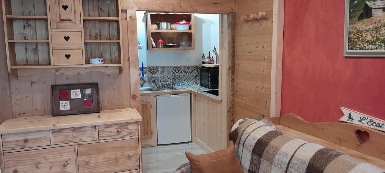 La Cazetta Apartment บอนเนวัล-ซัวร์-อาร์ค ภายนอก รูปภาพ
